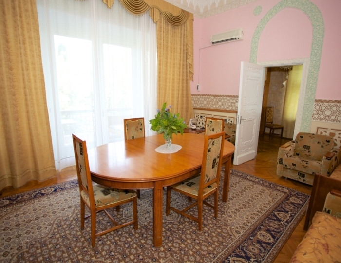 Люкс 2-местный 2-комнатный корпус 1 - Санаторный комплекс «Дюльбер» Кореиз