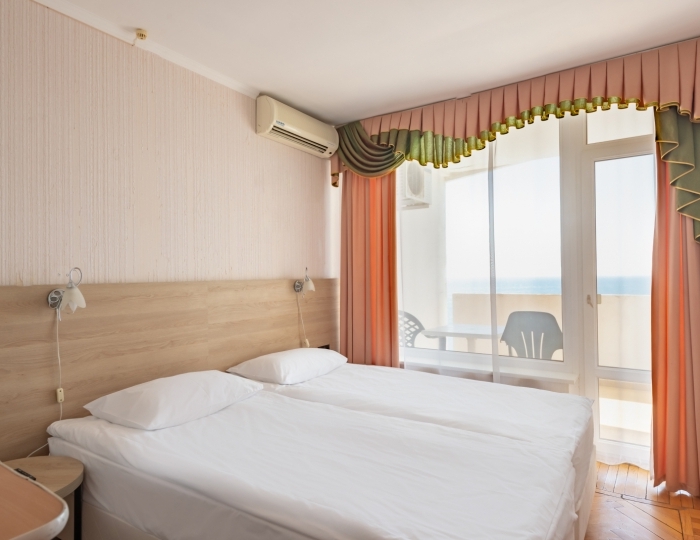 Полулюкс 2-местный 2-комнатный корпус 3 - Санаторный комплекс «Дюльбер» Кореиз