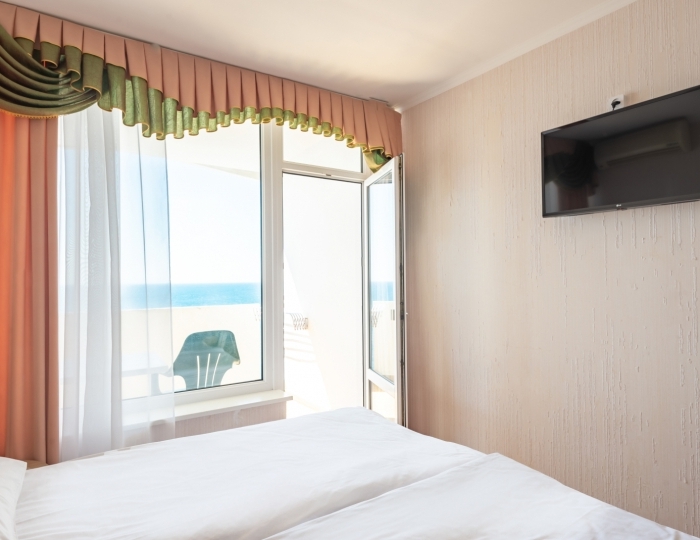 Полулюкс 2-местный 2-комнатный корпус 3 - Санаторный комплекс «Дюльбер» Кореиз